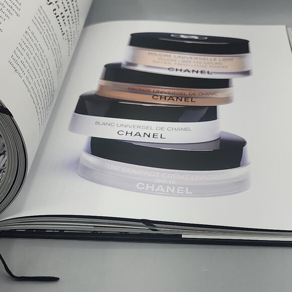 Chanel Collections and Creations Book Coffee Table Hardcover Fashion Photos - Picture 16 of 16